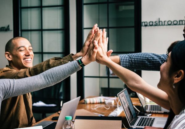 5 Things Anchors Can Do To Build A Stronger Relationship With Producers