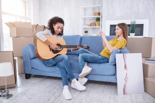 Pros & Cons Of Having A Roommate: For Those Of Us In TV News