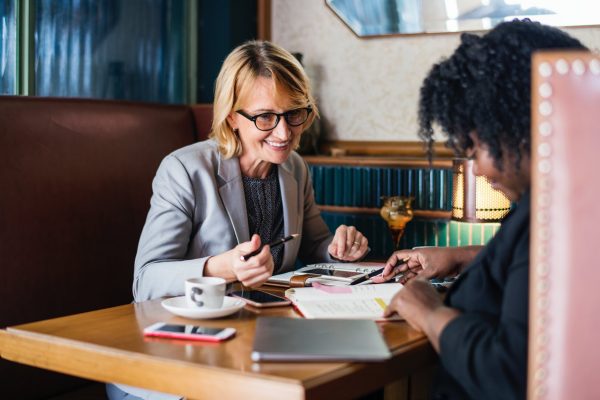 17 Questions YOU Should Ask During A Job Interview